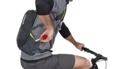 Thule Vital 6L Hydration Pack -Outdoor Camping Equipment Store opplanet thule vital 6l hydration backpack black 6l 3204152 av 4